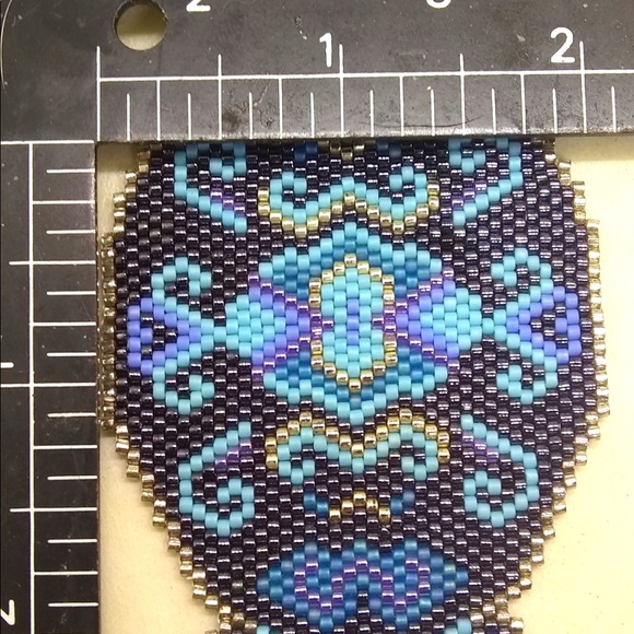 🔥SOLD🔥 for funds raiser dog rescue at Comanche PowWow🔥 Beaded Blue Bracelet - Picture 10 of 11